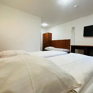 Hotel Zentrum, Hanower